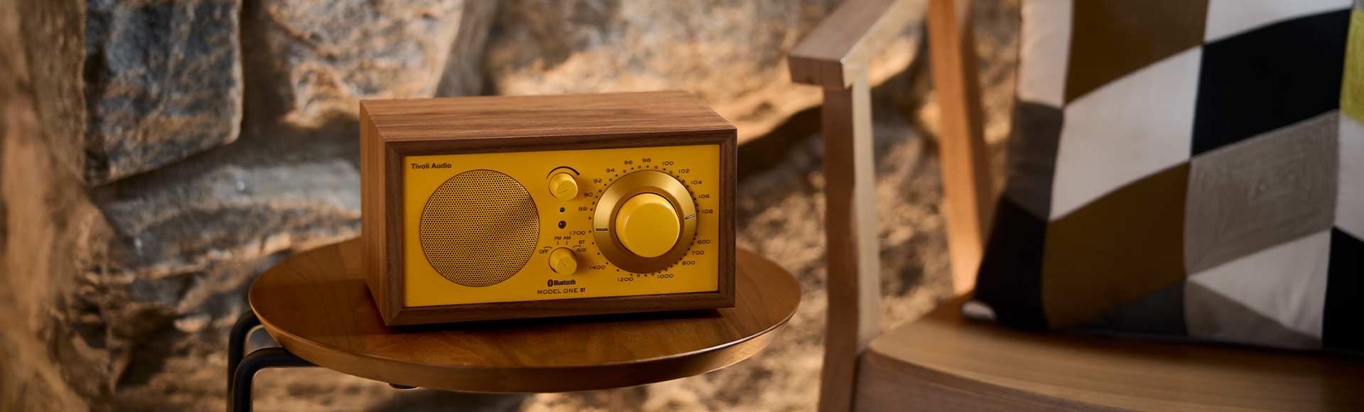 チューニングダイアルを回して:70年代風Model One BT限定 カラー