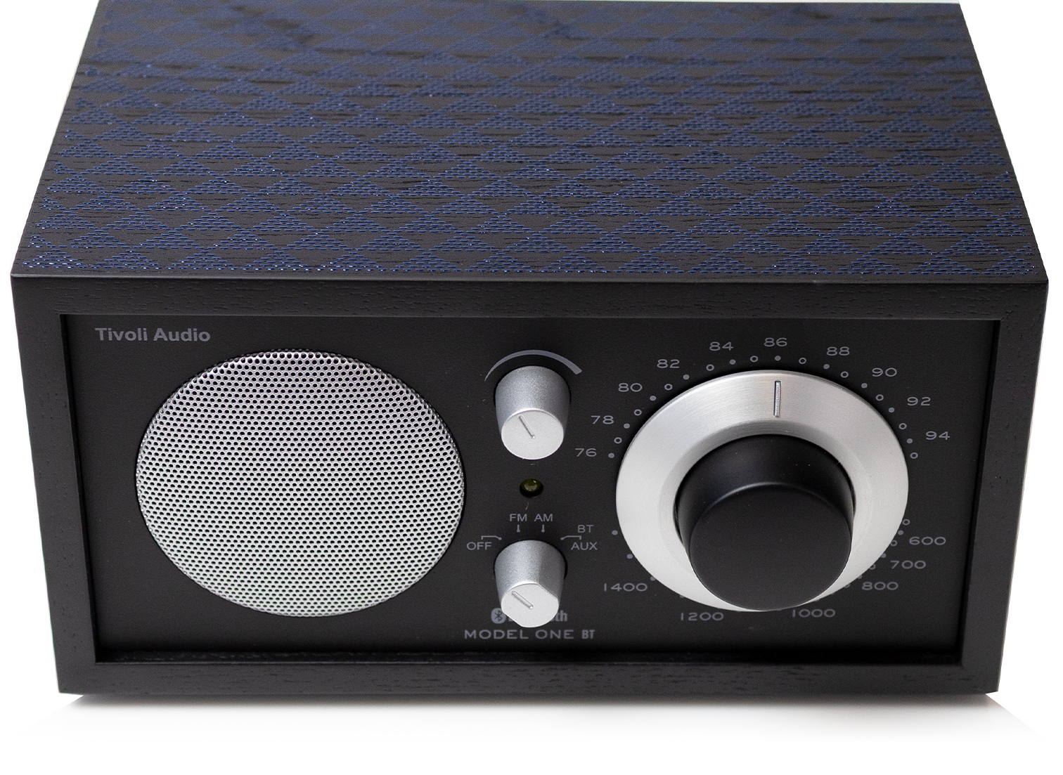 Model One BT x Inden – Tivoli Audio株式会社