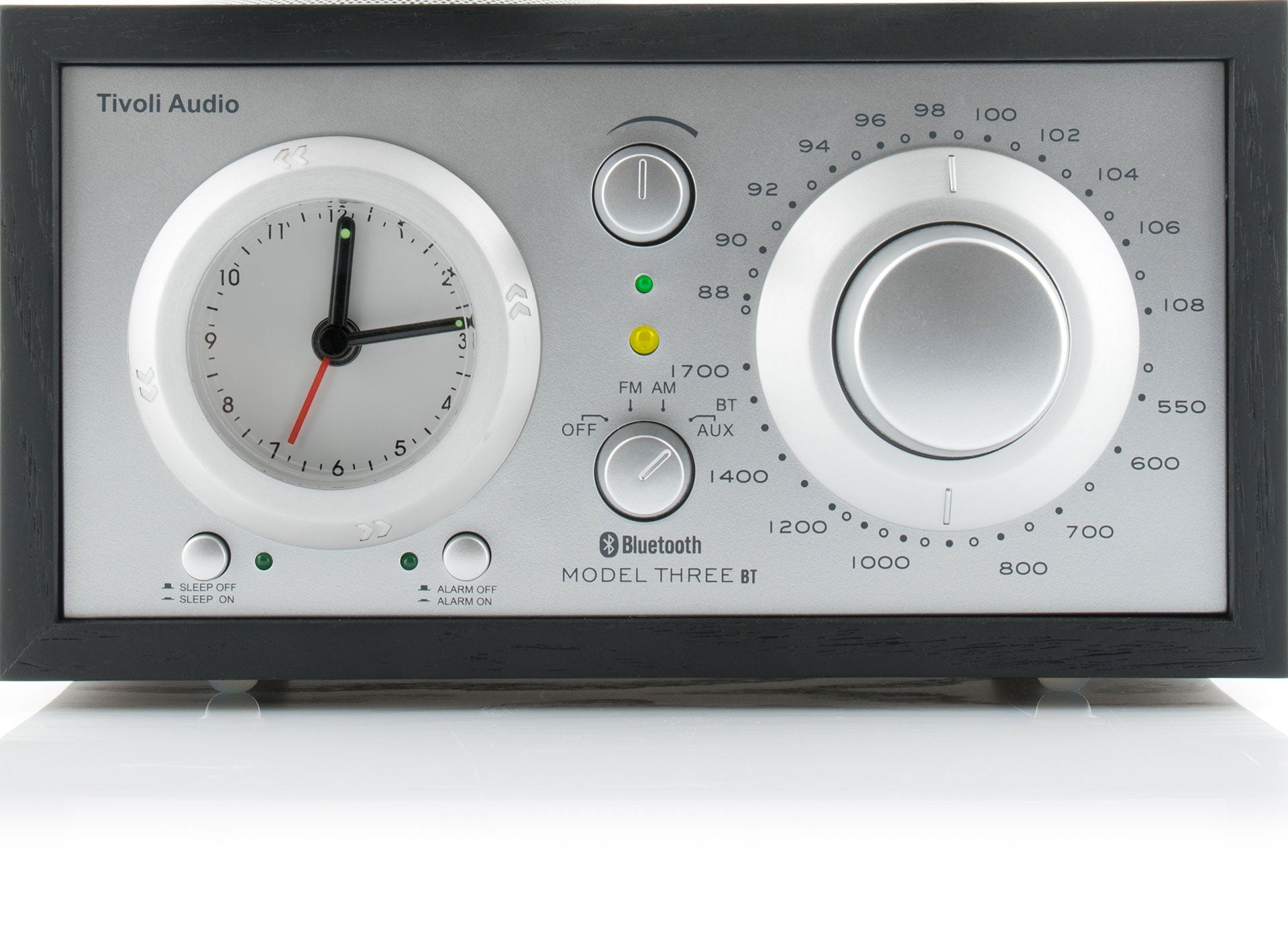 Tivoli　Audio Model Three BT シルバーホワイト Tivoli Audio Model Three BT | Vinyl Revival | Melbourne